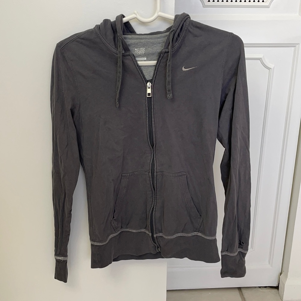Nike jacket - Picture 2 of 5
